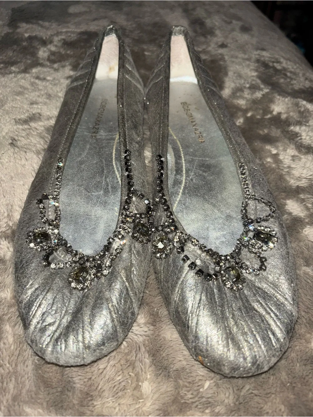 BCBG MAX AZRIA RHINESTONE FLATS